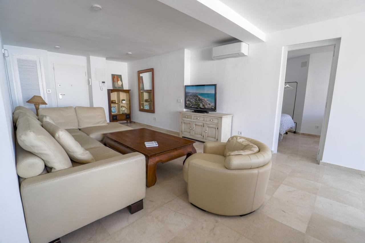 Marbella Centre Beachfront & Pool 外观 照片