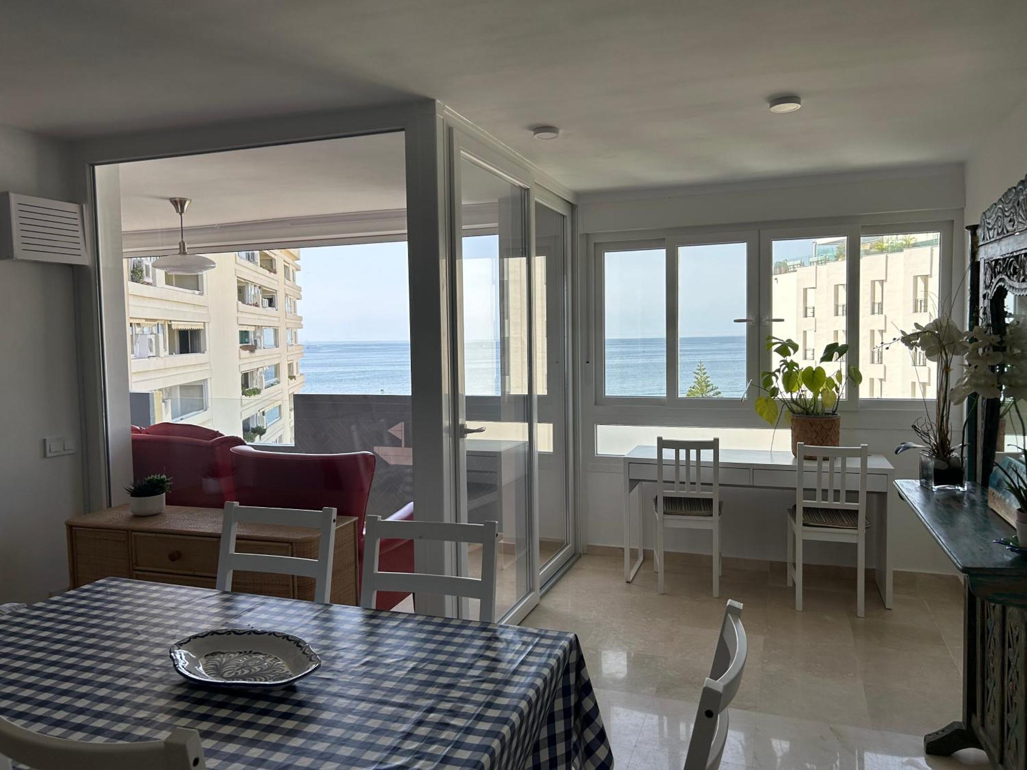 Marbella Centre Beachfront & Pool 外观 照片