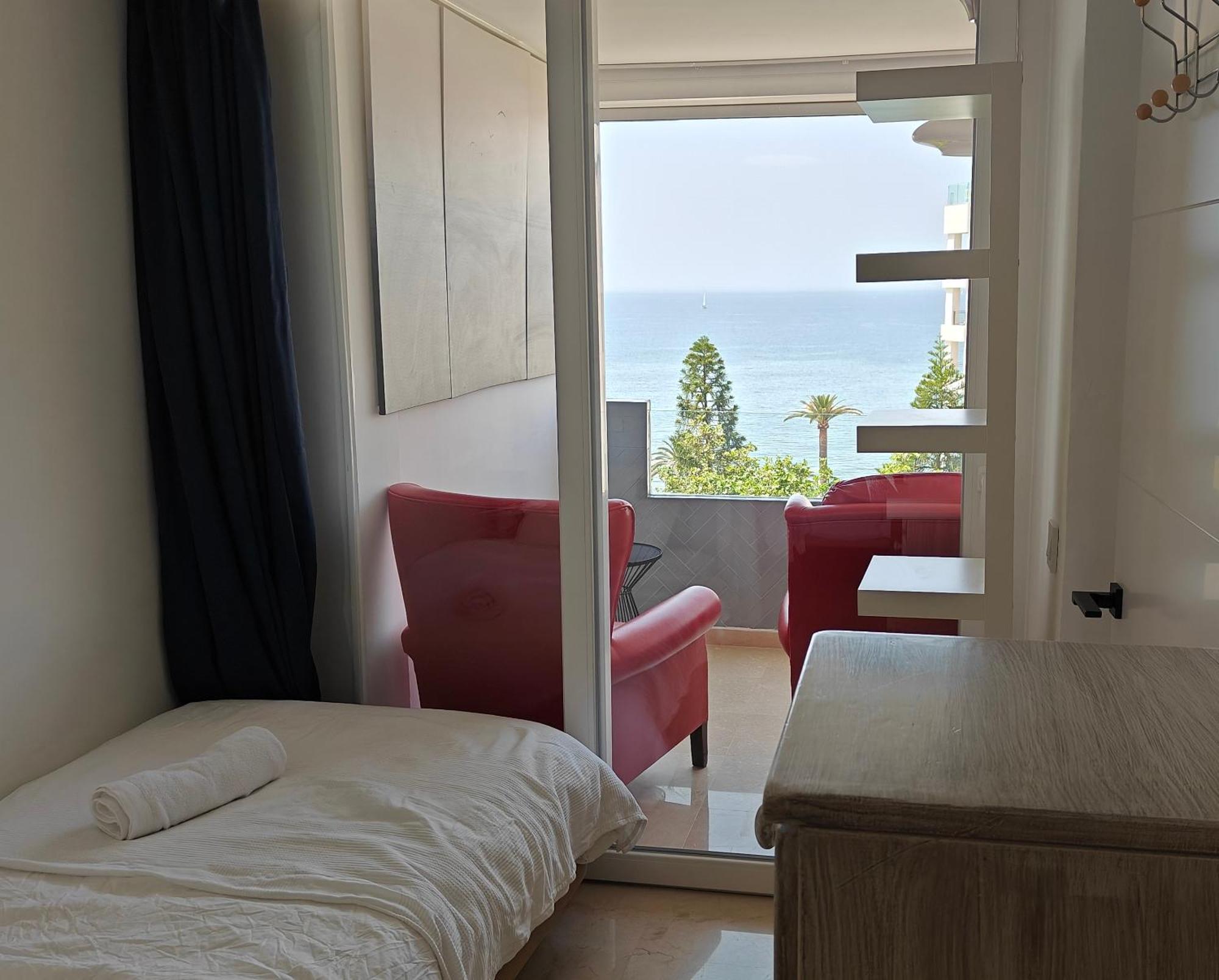 Marbella Centre Beachfront & Pool 外观 照片